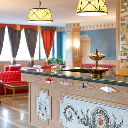 Hotel Promenade Montesilvano Bagian luar foto