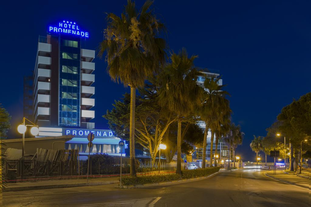 Hotel Promenade Montesilvano Bagian luar foto